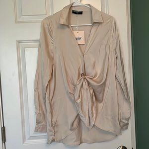Kittenish champagne satin v neck worn 1X!